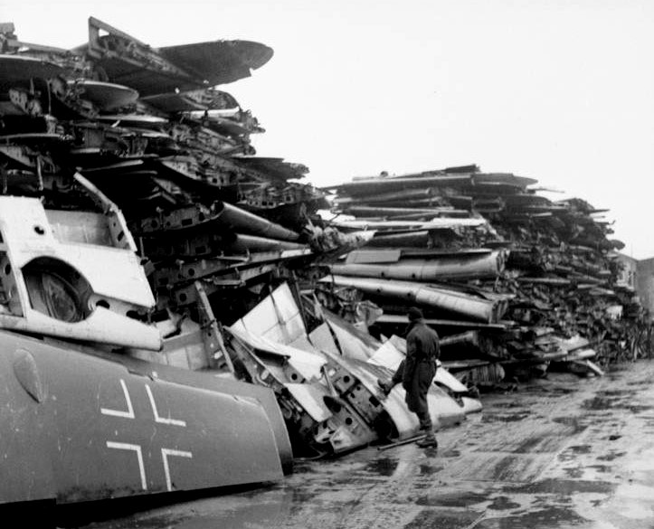 The_End_clipped_wings_-_pile-near-Hanover-in-the-autumn-of-1945.jpg